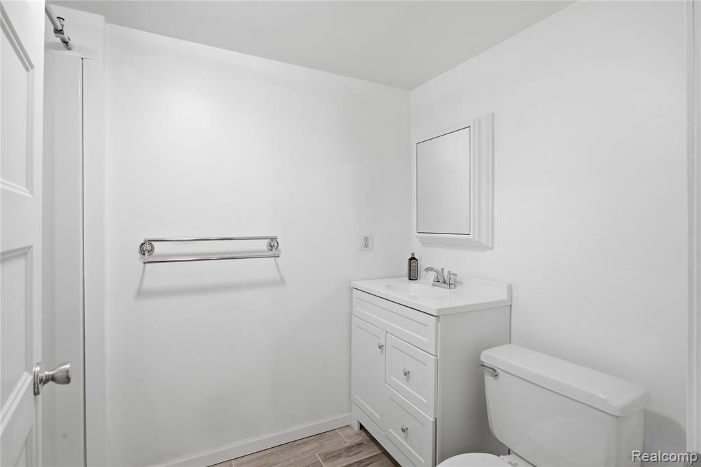 9191 Redbud Avenue, Plymouth, MI 48170 — Photo 32