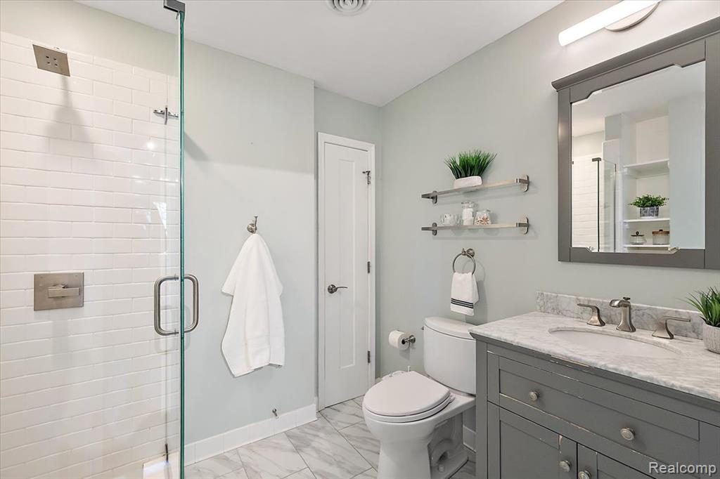 16276 Amherst Avenue S, Beverly Hills, MI 48025 — Photo 21
