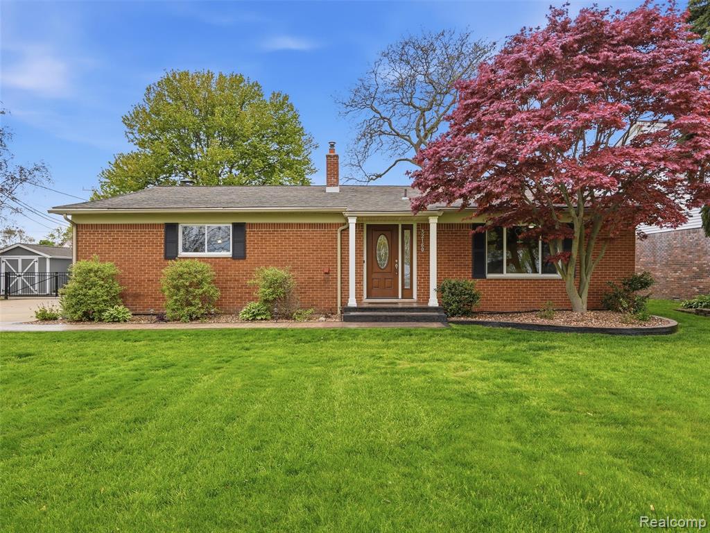 32160 S River Road, Harrison Township, MI — Photo 3