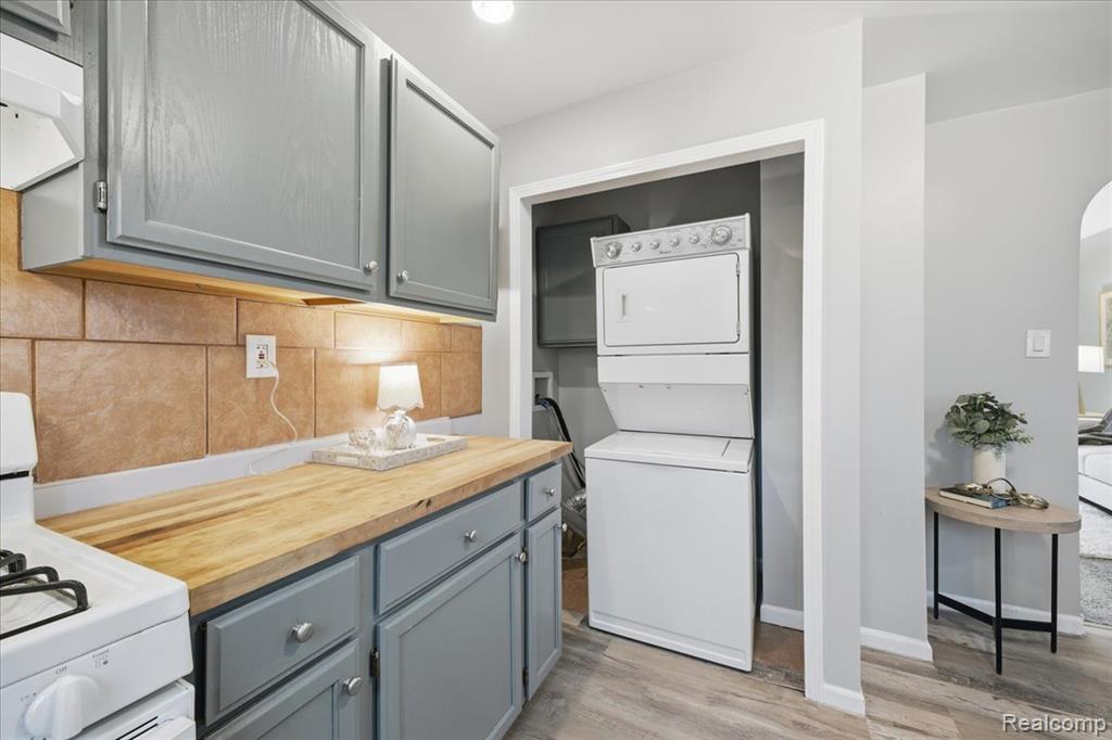 2878 N Williams Lake Road, Addison, MI 48329 — Photo 16