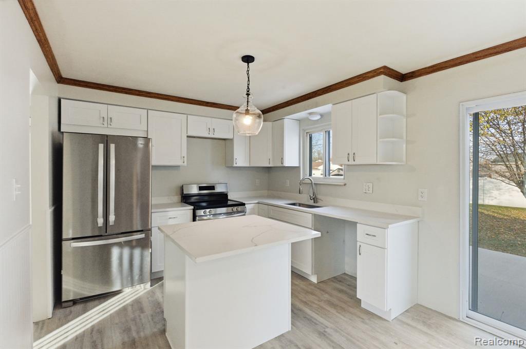 42142 Betley Drive, Sterling Heights, MI 48313 — Photo 11