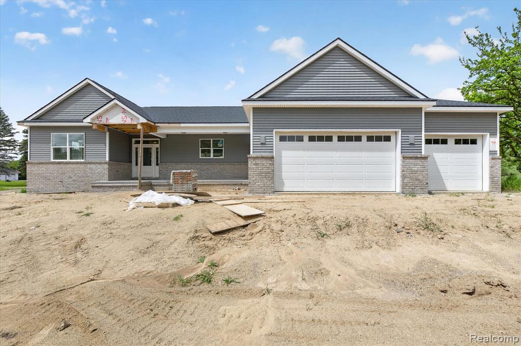 3297 Oak Grove Road, Howell, MI 48855
