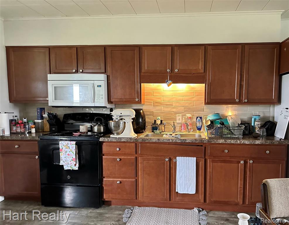 6191 Hess Road, Saginaw, MI 48601 — Photo 8