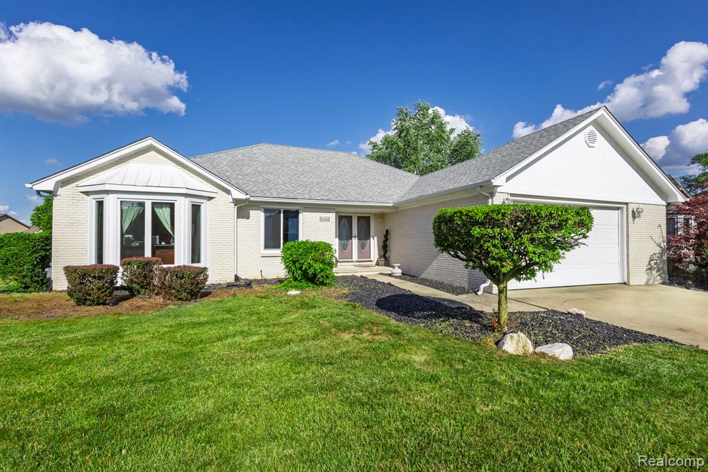 52448 Cedar Mill Drive, Macomb, MI 48042 — Photo 2