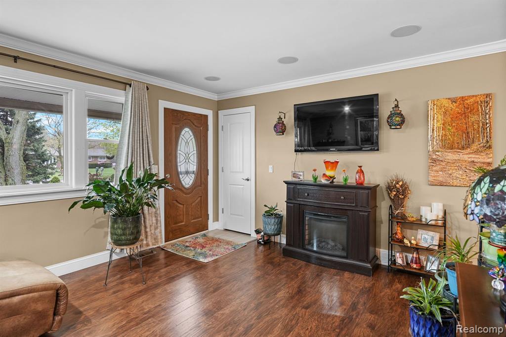 92 MICHIGAN Avenue, Marysville, MI 48040 — Photo 4
