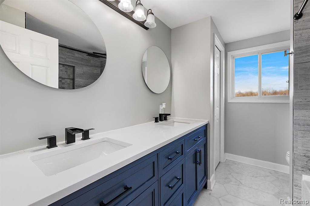 435 Capac Road, Berlin, MI 48002 — Photo 26
