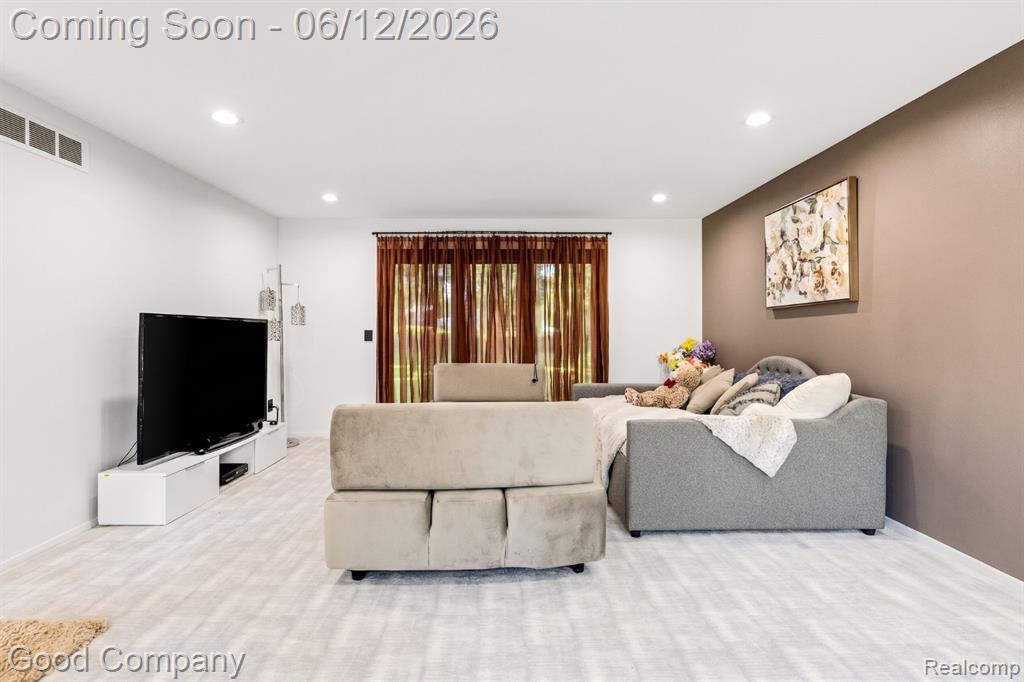 3176 Chambord Drive, West Bloomfield, MI 48323 — Photo 16
