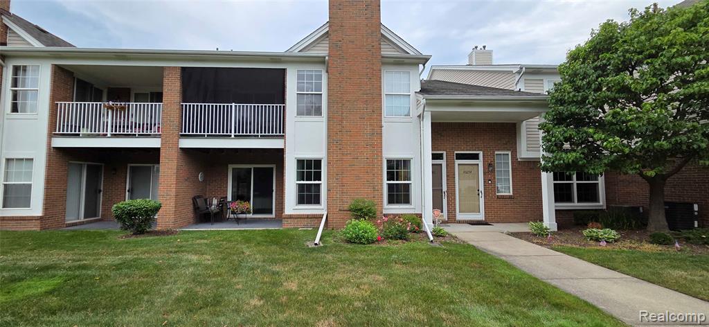 46246 Baldwin Drive, 45, Macomb, MI 48044 — Photo 2