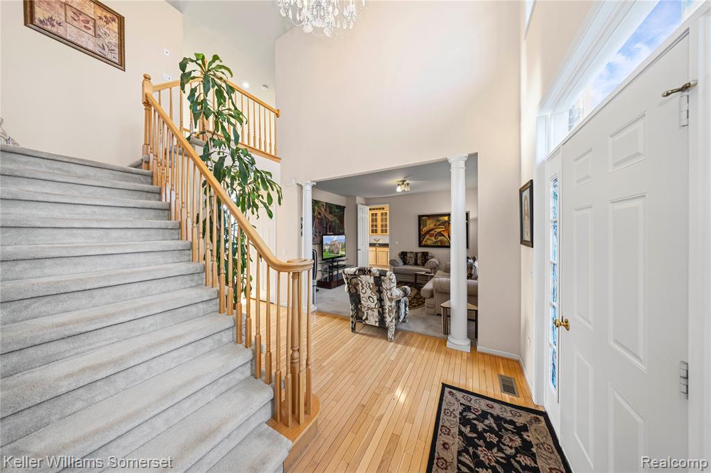 41659 Touchstone Drive, Sterling Heights, MI 48314 — Photo 6