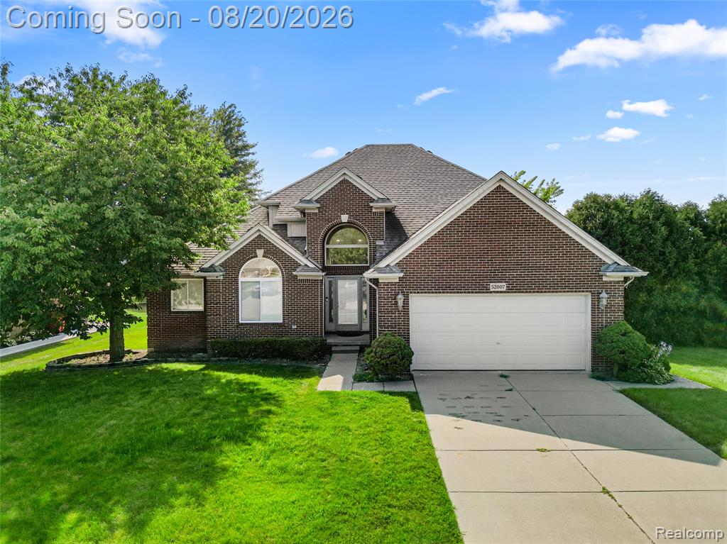 52007 Plum Creek Drive, New Baltimore, MI 48047
