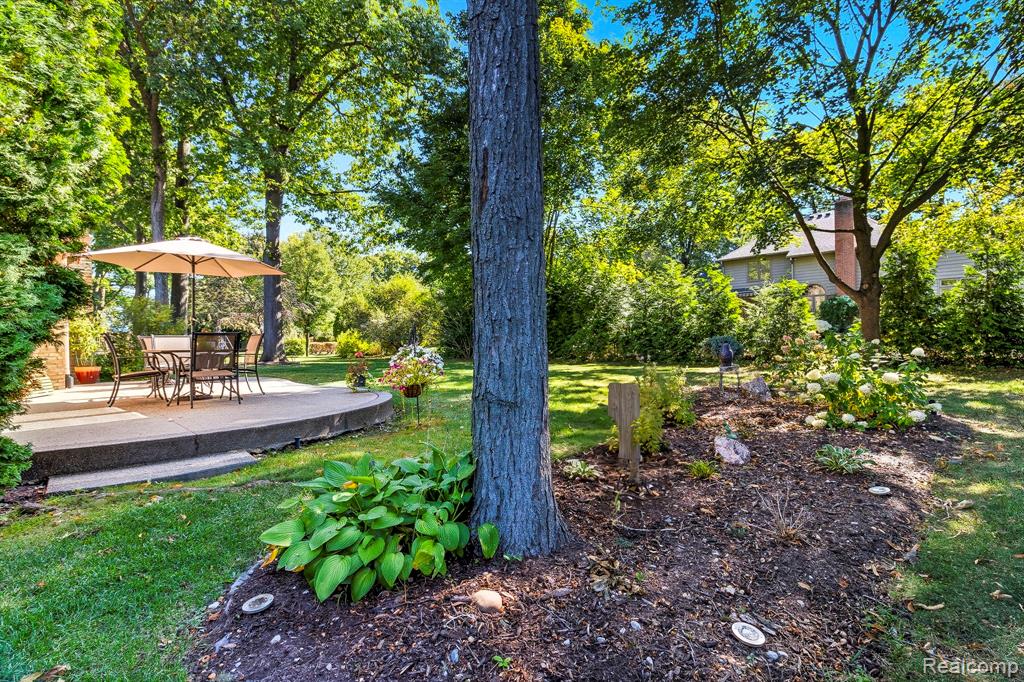 6572 Forest Park Drive, Troy, MI 48098 — Photo 5