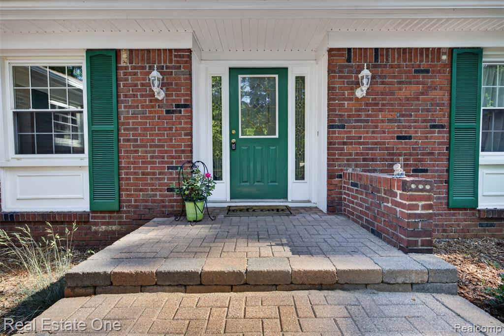 5466 Grange Hall Road, Holly, MI 48442 — Photo 3