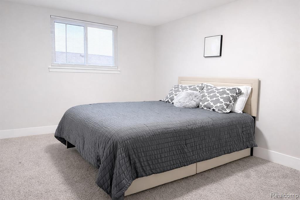 14851 Williamsburg Drive, Riverview, MI 48193 — Photo 32