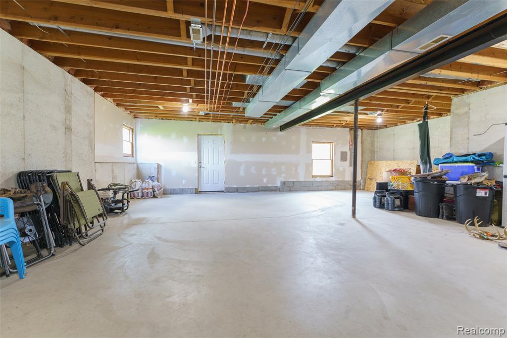 10488 W Grand River Road, Fowlerville, MI 48836 — Photo 23