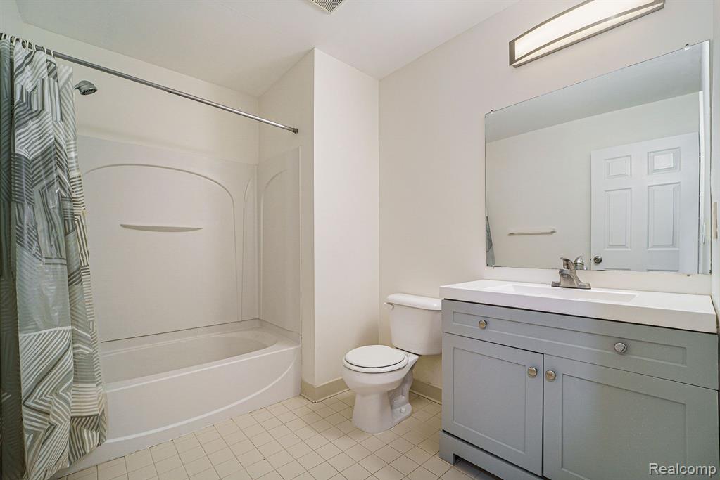 3042 CLOVERLY Lane, Ann Arbor, MI 48108 — Photo 15