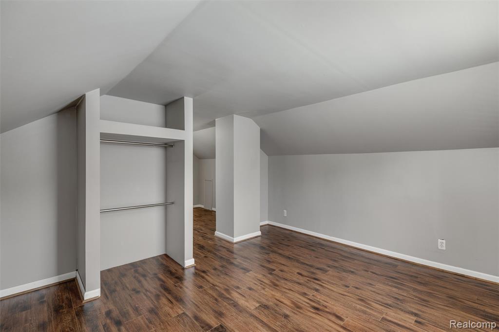 912 N Edison Avenue, Royal Oak, MI 48067 — Photo 20