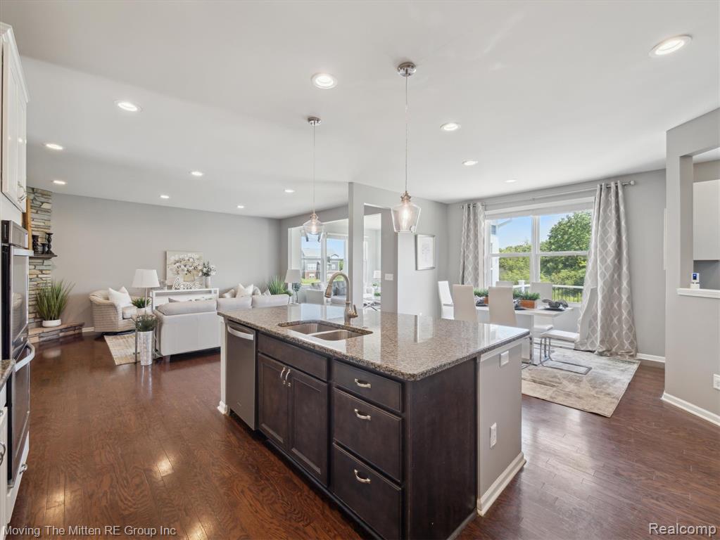 50201 Eisenhower Drive, Canton, MI 48188 — Photo 14