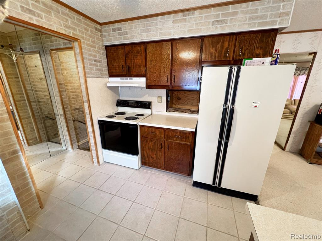 5163 N Linden Road, Flint, MI 48504 — Photo 4