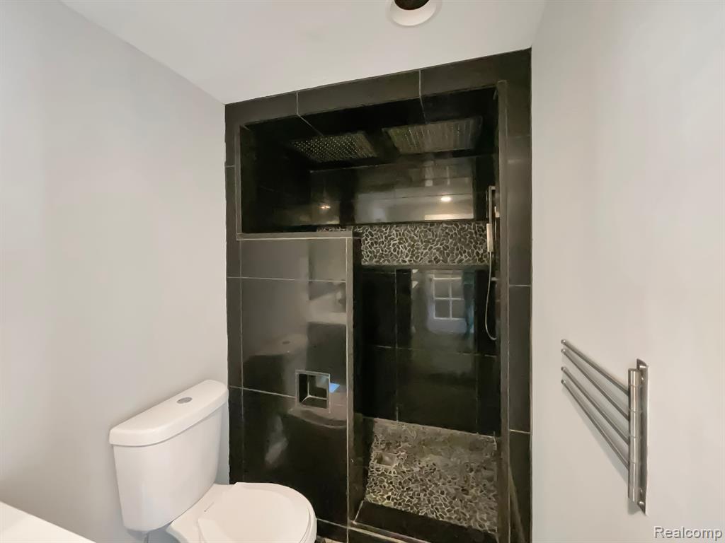 20826 W GLEN HAVEN Circle, Northville, MI 48167 — Photo 15