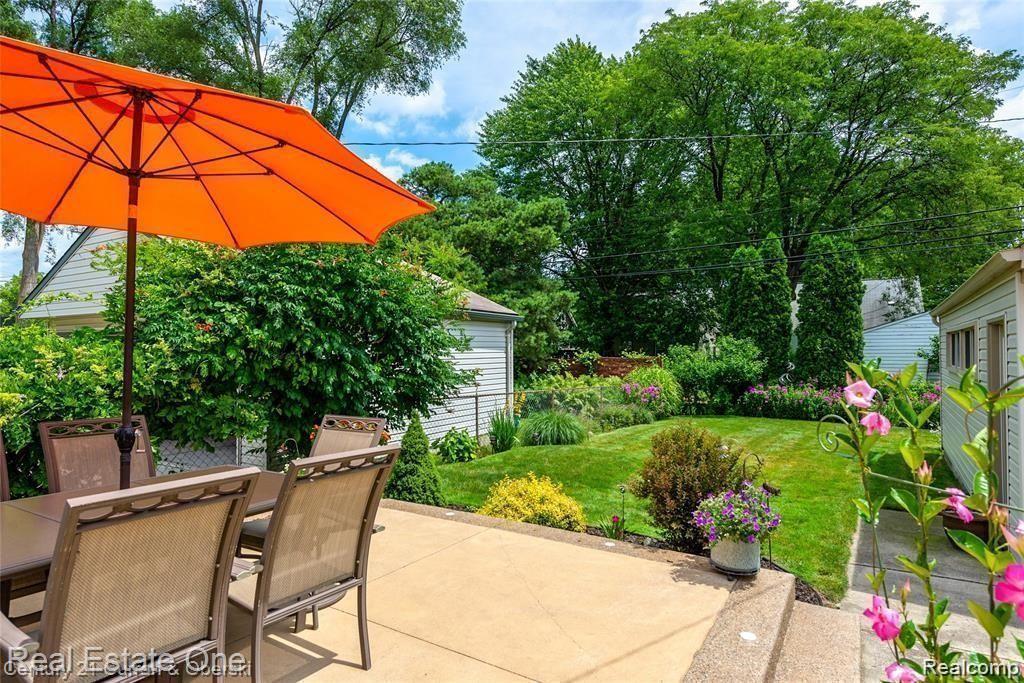 710 N VERMONT Avenue, Royal Oak, MI 48067 — Photo 33