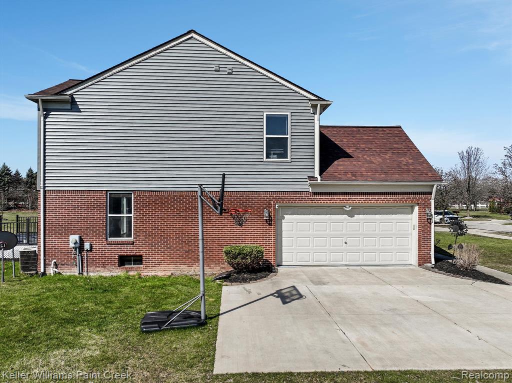 3558 Times Square Boulevard, Canton, MI 48188 — Photo 40