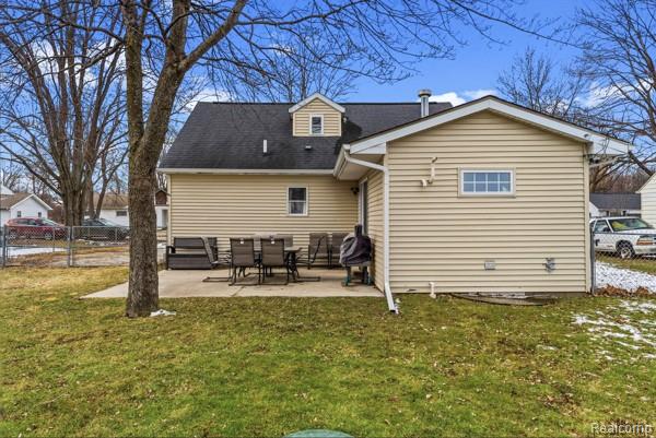 5135 Youngstown Place, Saginaw, MI 48601 — Photo 33