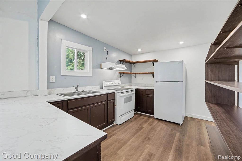 701 11th Street, Bay City, MI 48708 — Photo 7