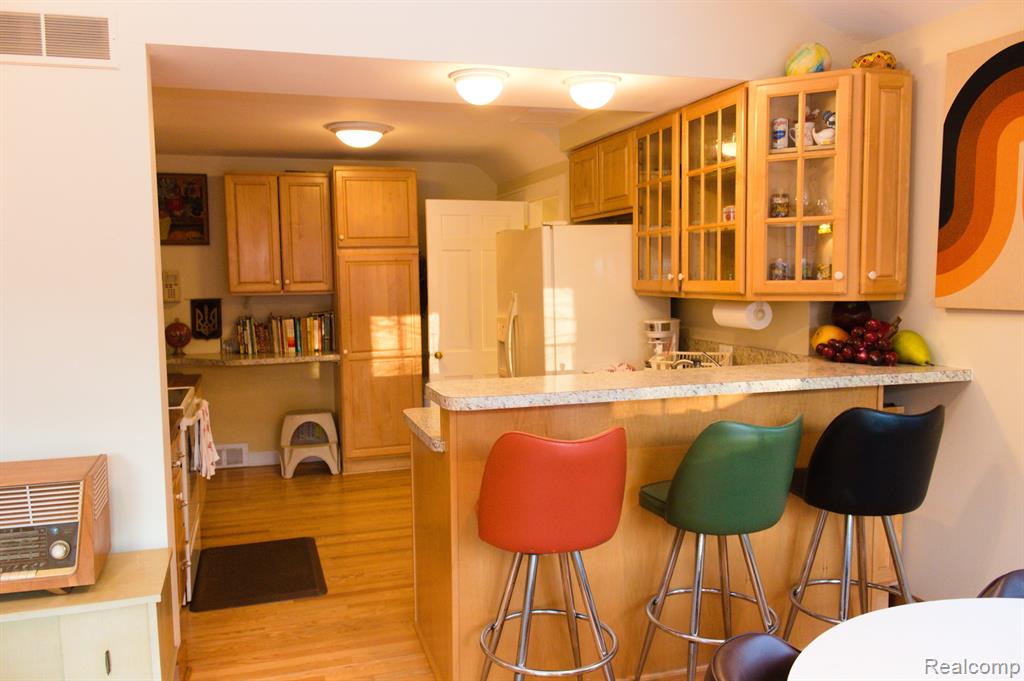 521 N MILITARY Street, Dearborn, MI 48124 — Photo 13
