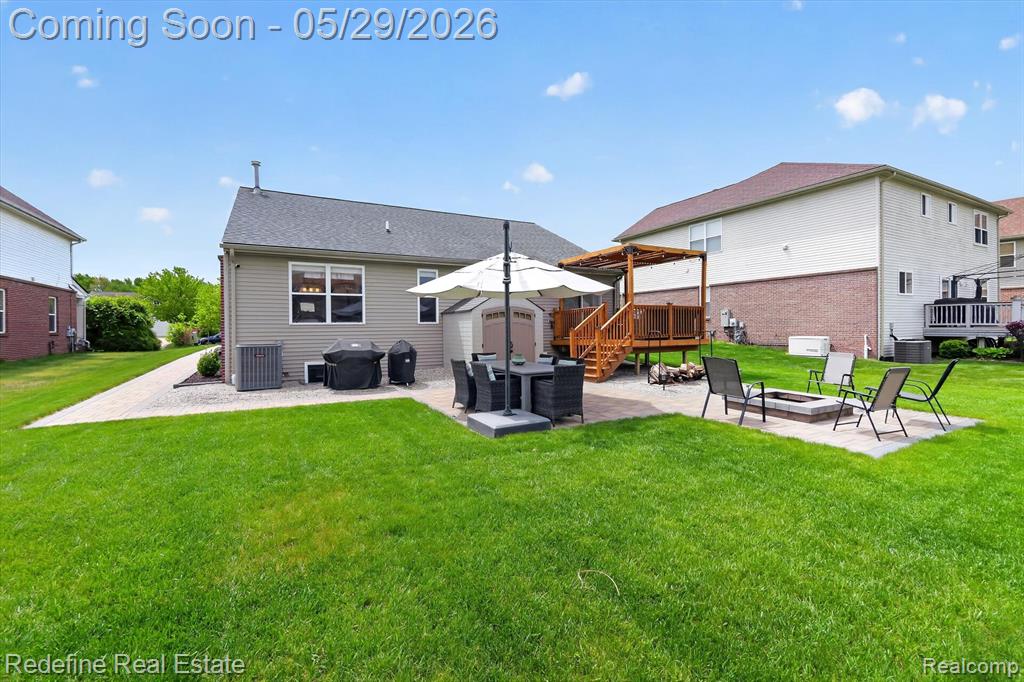 42060 Salem Court, Belleville, MI 48111 — Photo 41