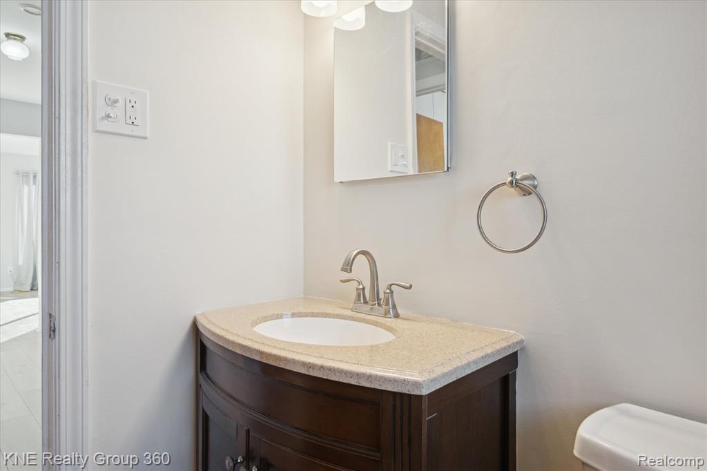 15464 Mulberry Street, Southgate, MI 48195 — Photo 24