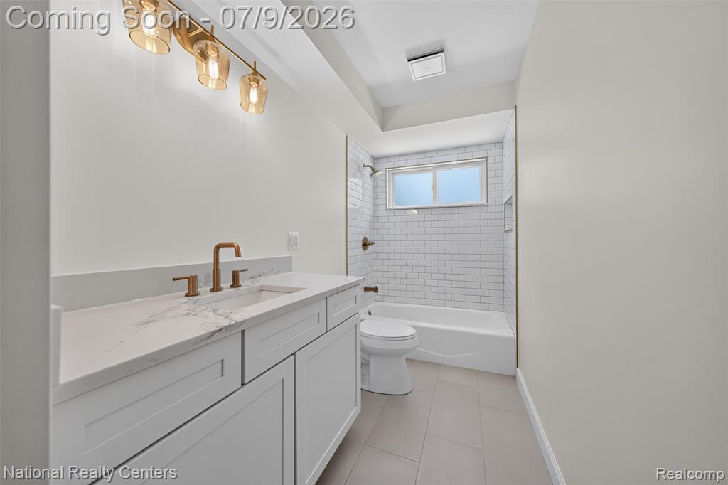 40925 McNamara Drive, Clinton Twp, MI 48038 — Photo 14