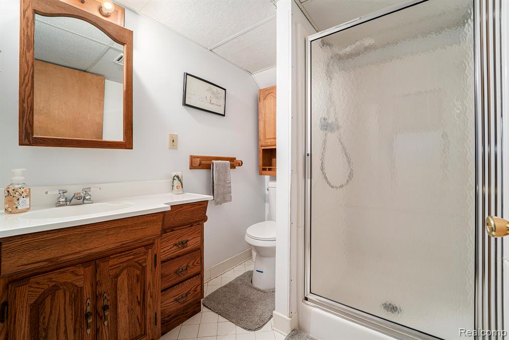 916 N Rosevere Avenue, Dearborn, MI 48128 — Photo 9