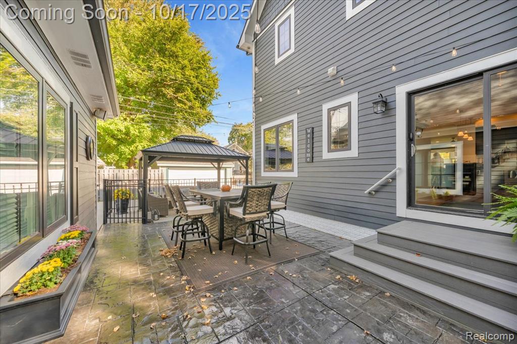 818 Longfellow Avenue, Royal Oak, MI 48067 — Photo 63