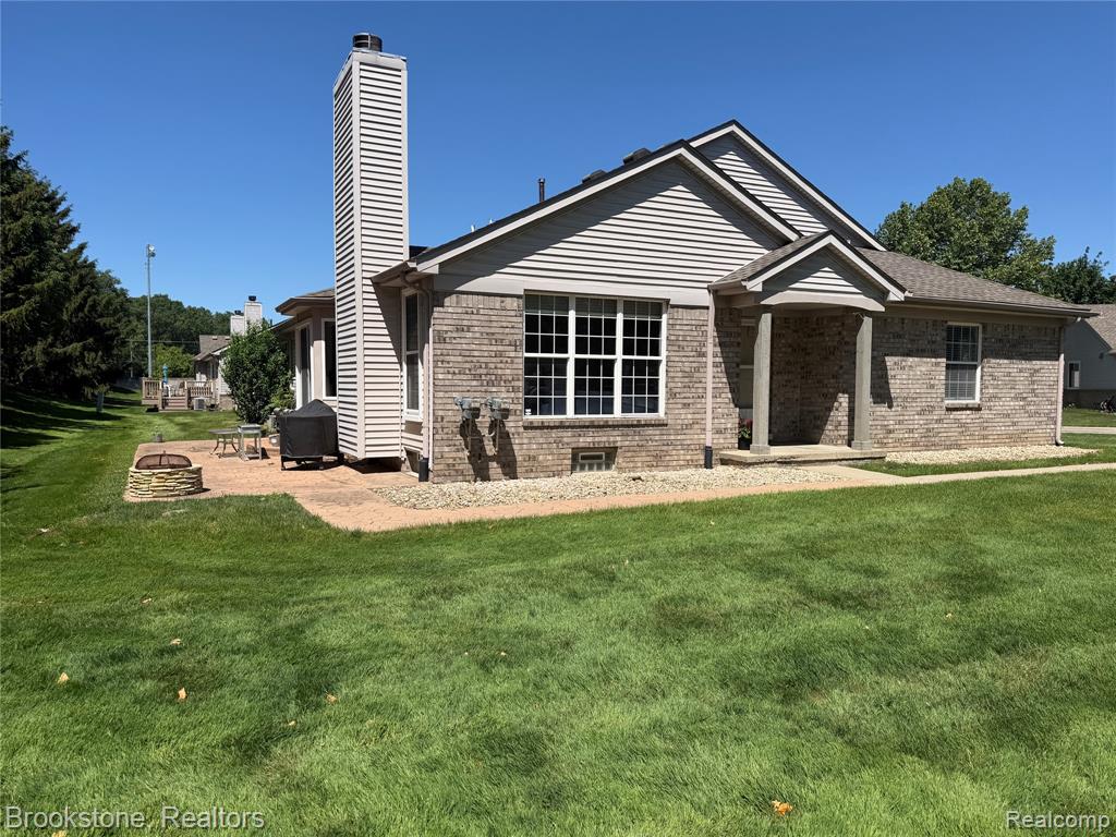 41021 Glenleven Court, Clinton Twp, MI 48038 — Photo 2