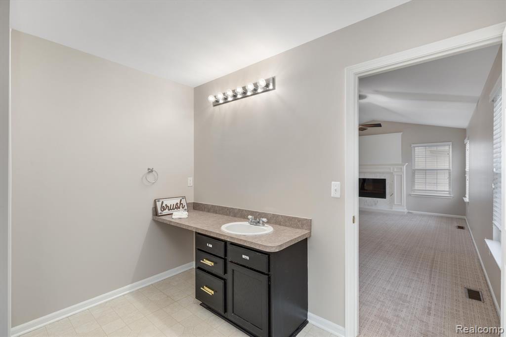 4216 CORONET Avenue, Canton, MI 48188 — Photo 23
