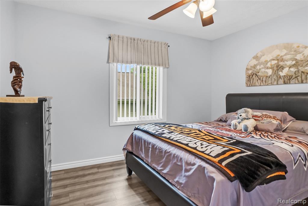 901 Ridge Road, Lake Orion, MI 48362 — Photo 34