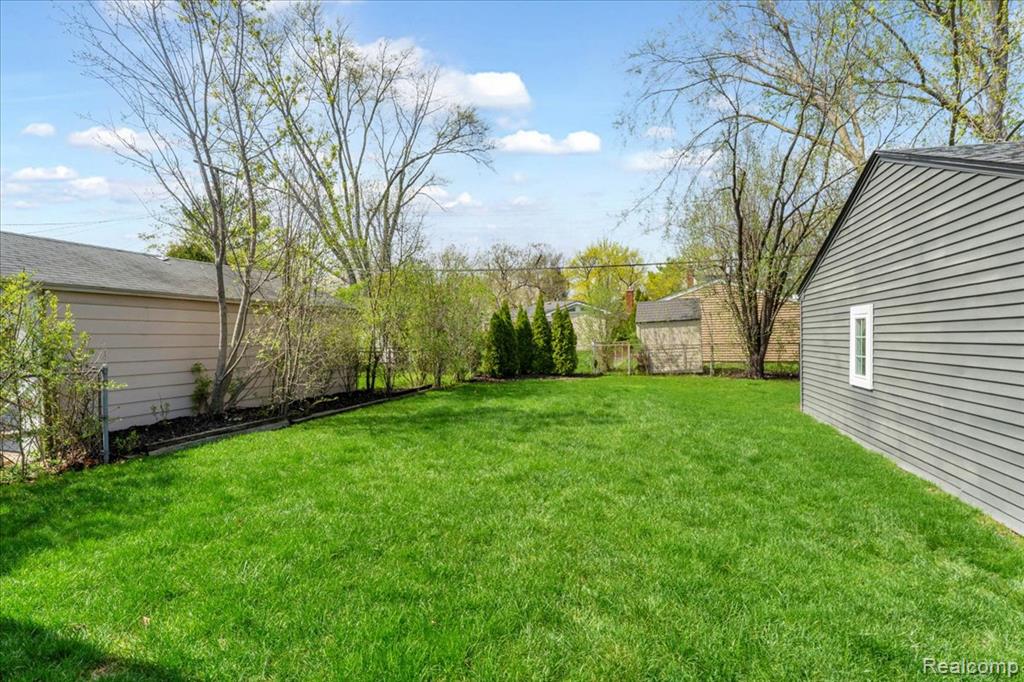 4216 Sheffield Road, Royal Oak, MI 48073 — Photo 41