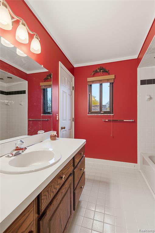 42216 Lochmoor Street, Clinton Twp, MI 48038 — Photo 22