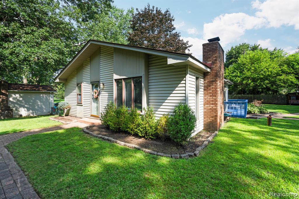 971 Tierney, Highland, MI 48356 — Photo 4