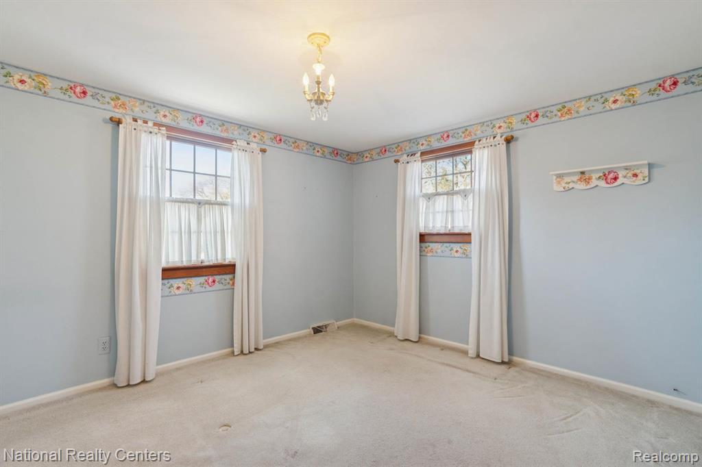 5621 Eastman Boulevard, West Bloomfield, MI 48323 — Photo 31