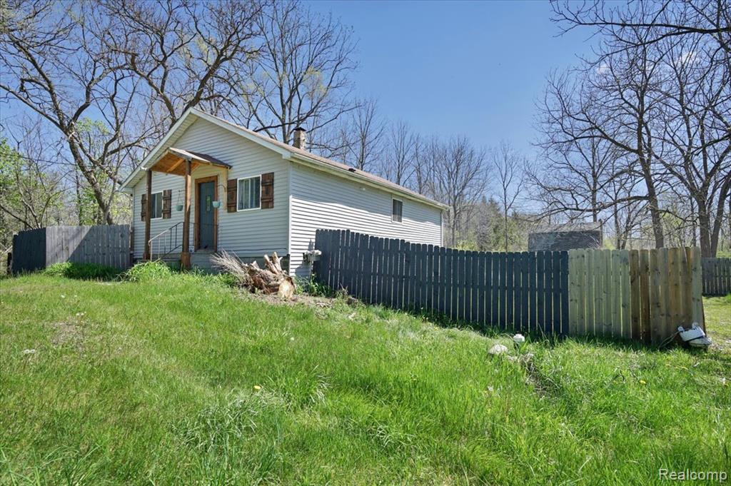 4264 Branch Road, Flint, MI 48506 — Photo 18