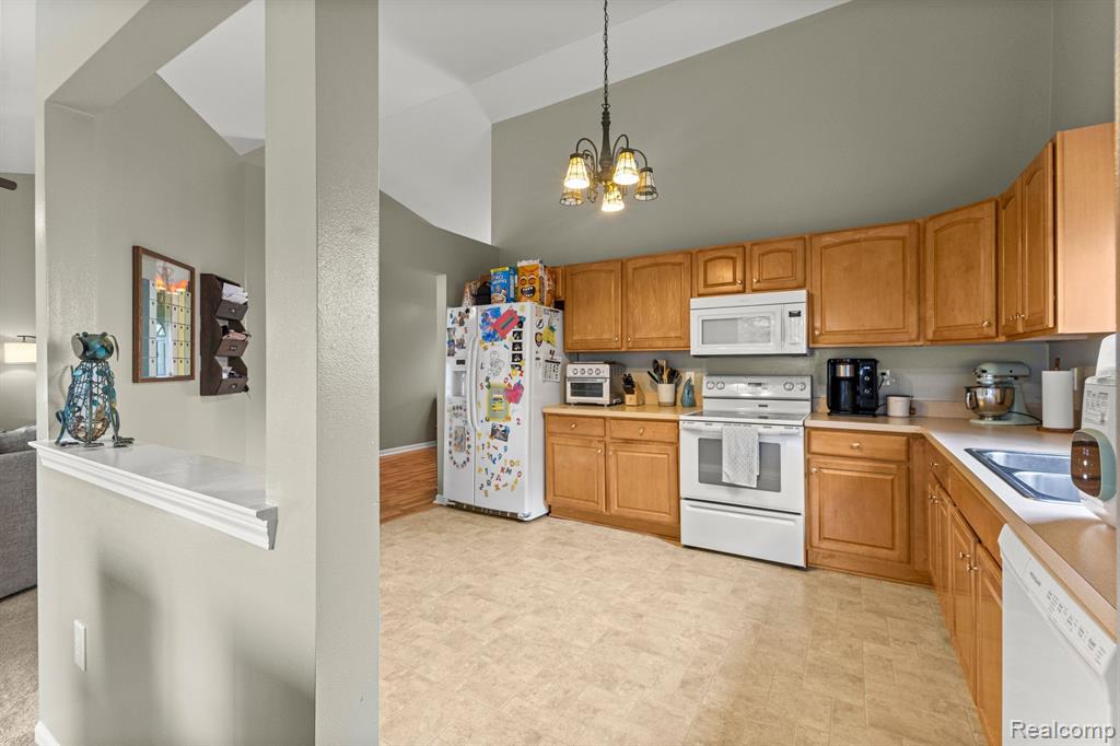 23879 ASHLEY Drive, Flat Rock, MI 48134 — Photo 26