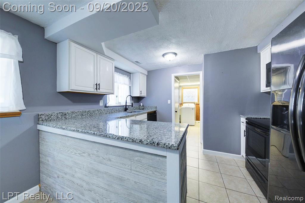 4476 Weddel Street, Dearborn Heights, MI 48125 — Photo 38