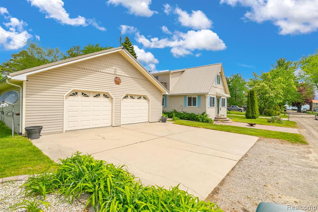 7489 Aspen Road, Lexington, MI 48450 — Photo 7