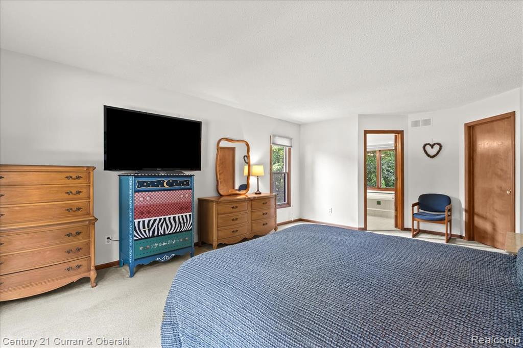 47126 Cider Mill Drive Drive, Novi, MI — Photo 21