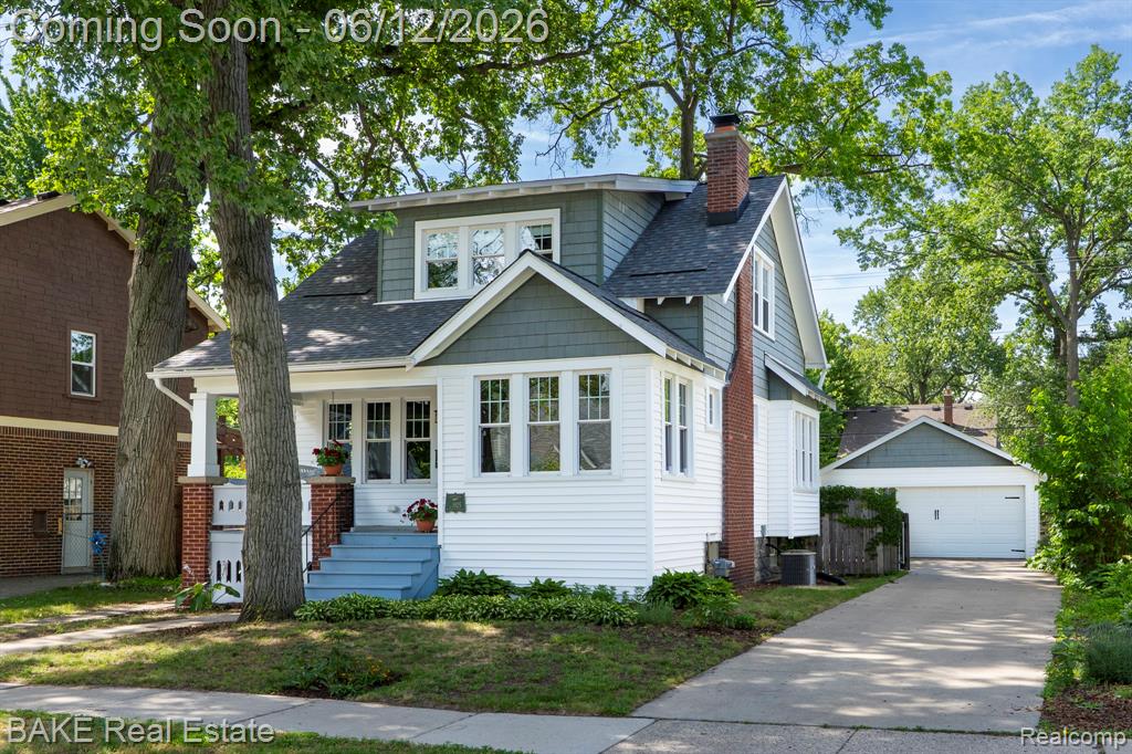 675 W Hazelhurst Street, Ferndale, MI 48220 — front exterior
