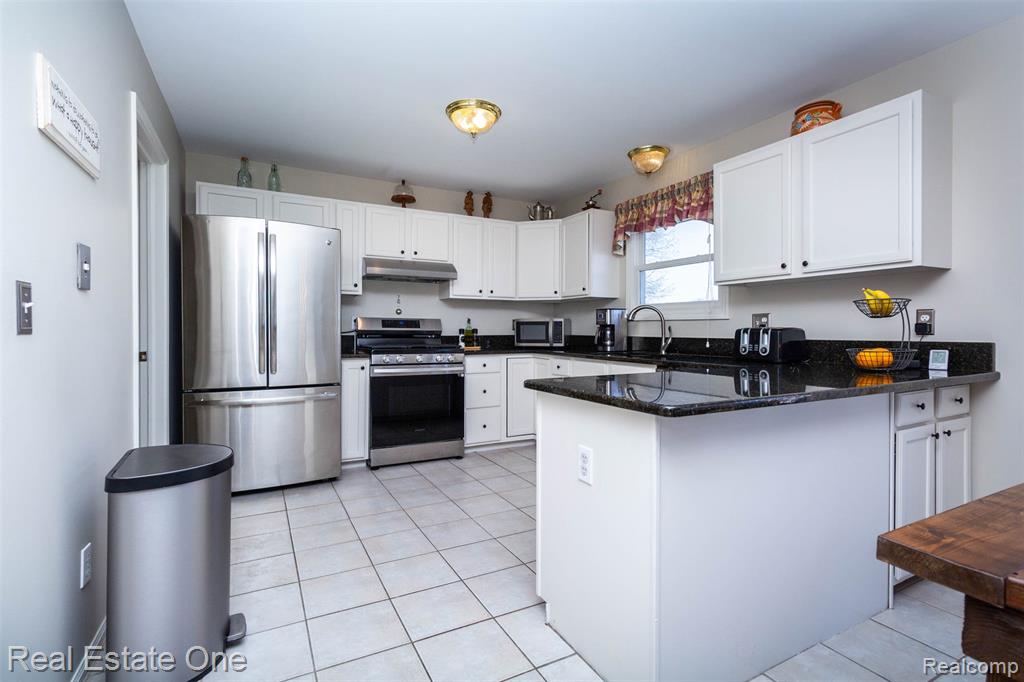 3306 Muirfield Circle, White Lake, MI 48383 — Photo 29