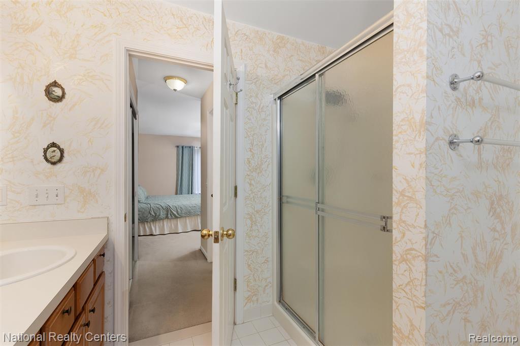 678 Joshua Drive, Highland, MI 48356 — Photo 21