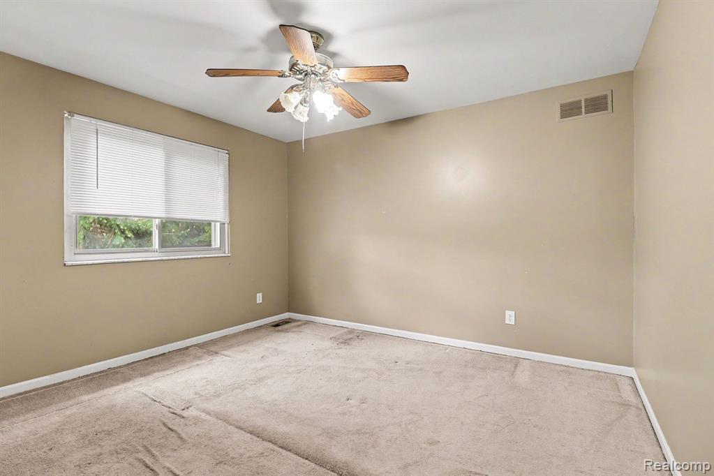 40855 Jellico Drive, Sterling Heights, MI 48313 — Photo 11