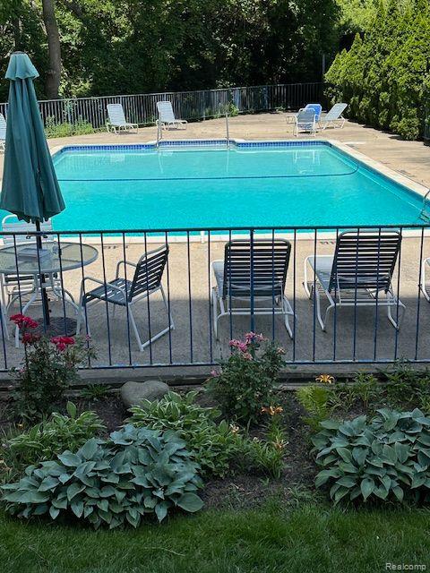 22700 GARRISON Street, 306, Dearborn, MI 48124 — Photo 28